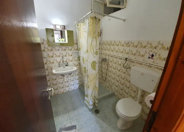 Dionisos And Apts Skiathos