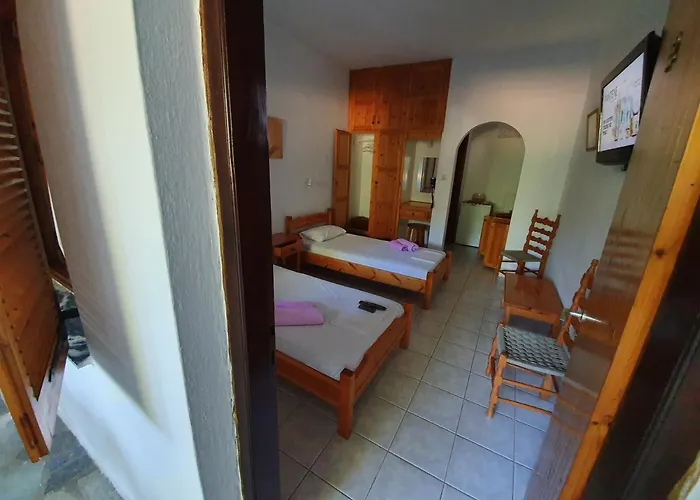 Dionisos And Apts Skiathos 4*