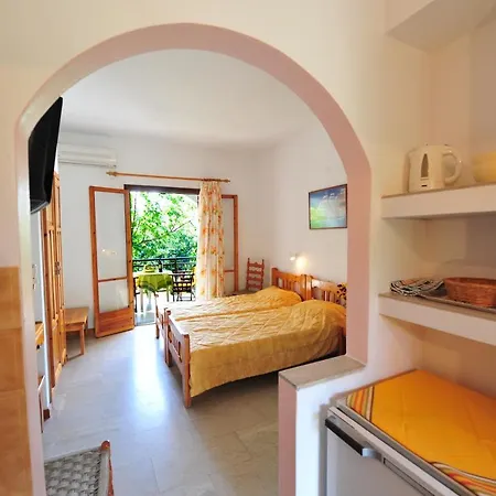 Lägenhetshotell Dionisos And Apts Skiathos Koukounaries