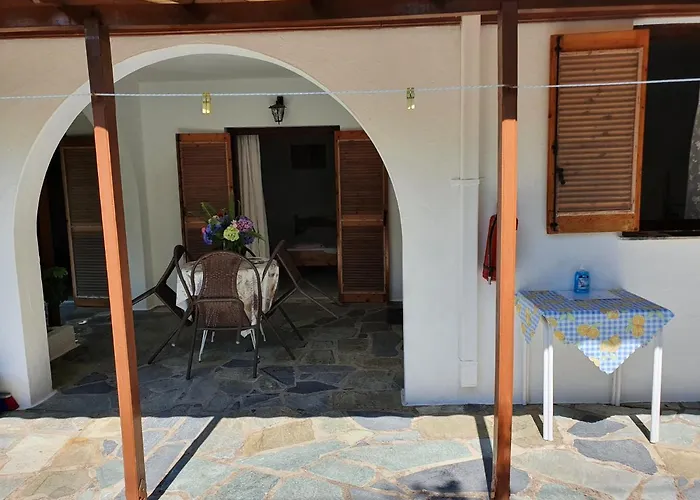 Lägenhetshotell Dionisos And Apts Skiathos Koukounaries