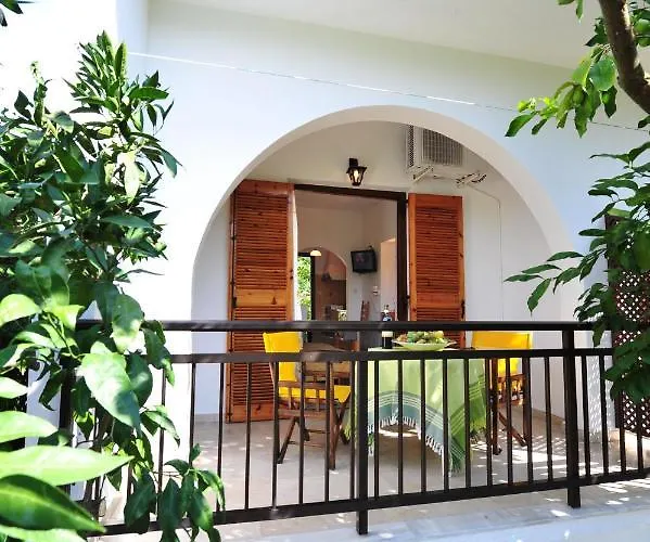 Lägenhetshotell Dionisos And Apts Skiathos 4*