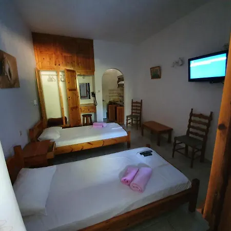 Dionisos And Apts Skiathos 4*